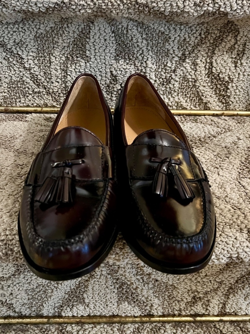 EUC Men's Cole Haan Pinch Tassel Loafers Shoes in Burgundy Brown Size 11 D - Picture 4 of 6